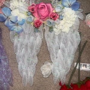HandmadeMade Angel Wing Wreath